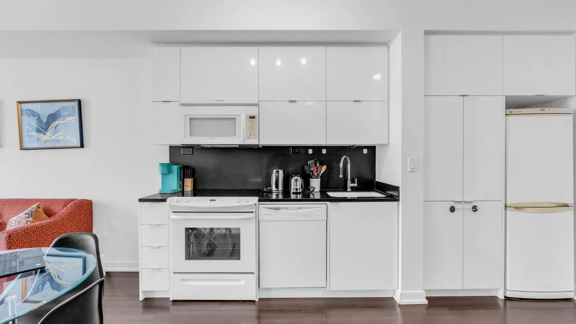 Downtown Condo - Free Parking/Self Check-In Toronto 0*,